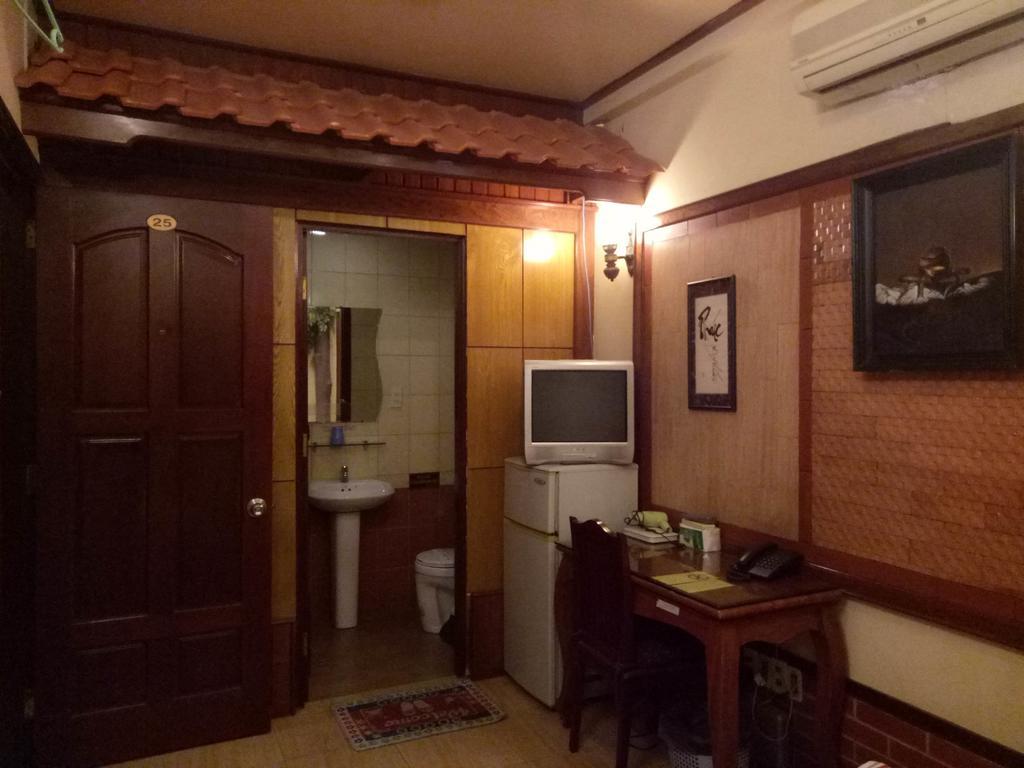 Bee Saigon Hotel Ho Şi Min Exterior foto